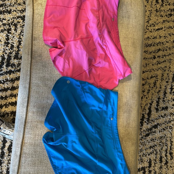 2 lululemon run time shorts - Picture 9 of 11